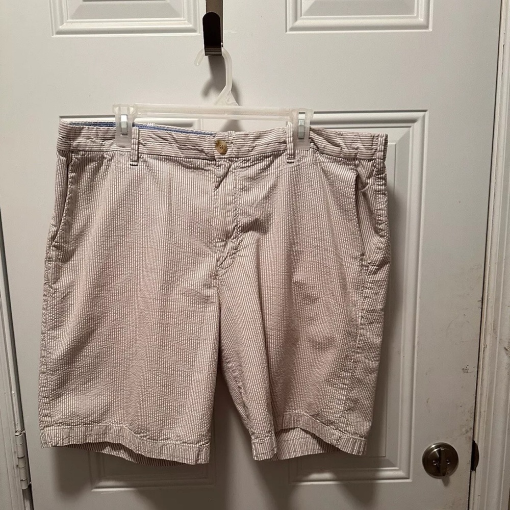 Men’s Izod shorts size 40